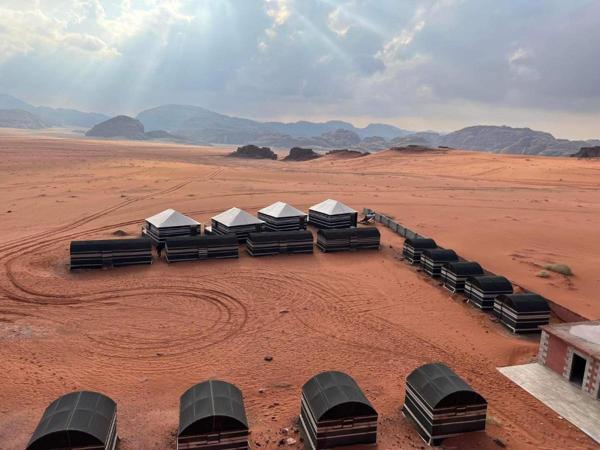 Wadi Rum Candles Camp Екстериор снимка