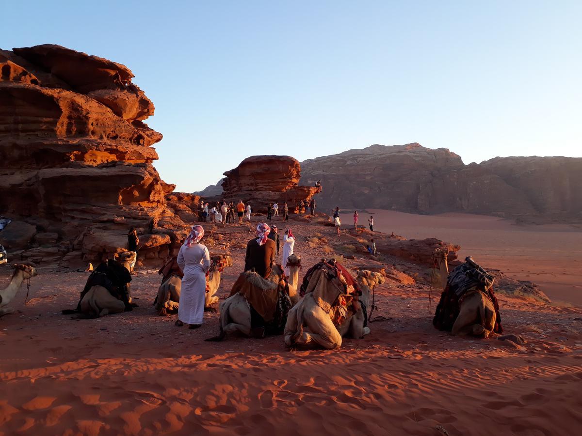 Wadi Rum Candles Camp Екстериор снимка
