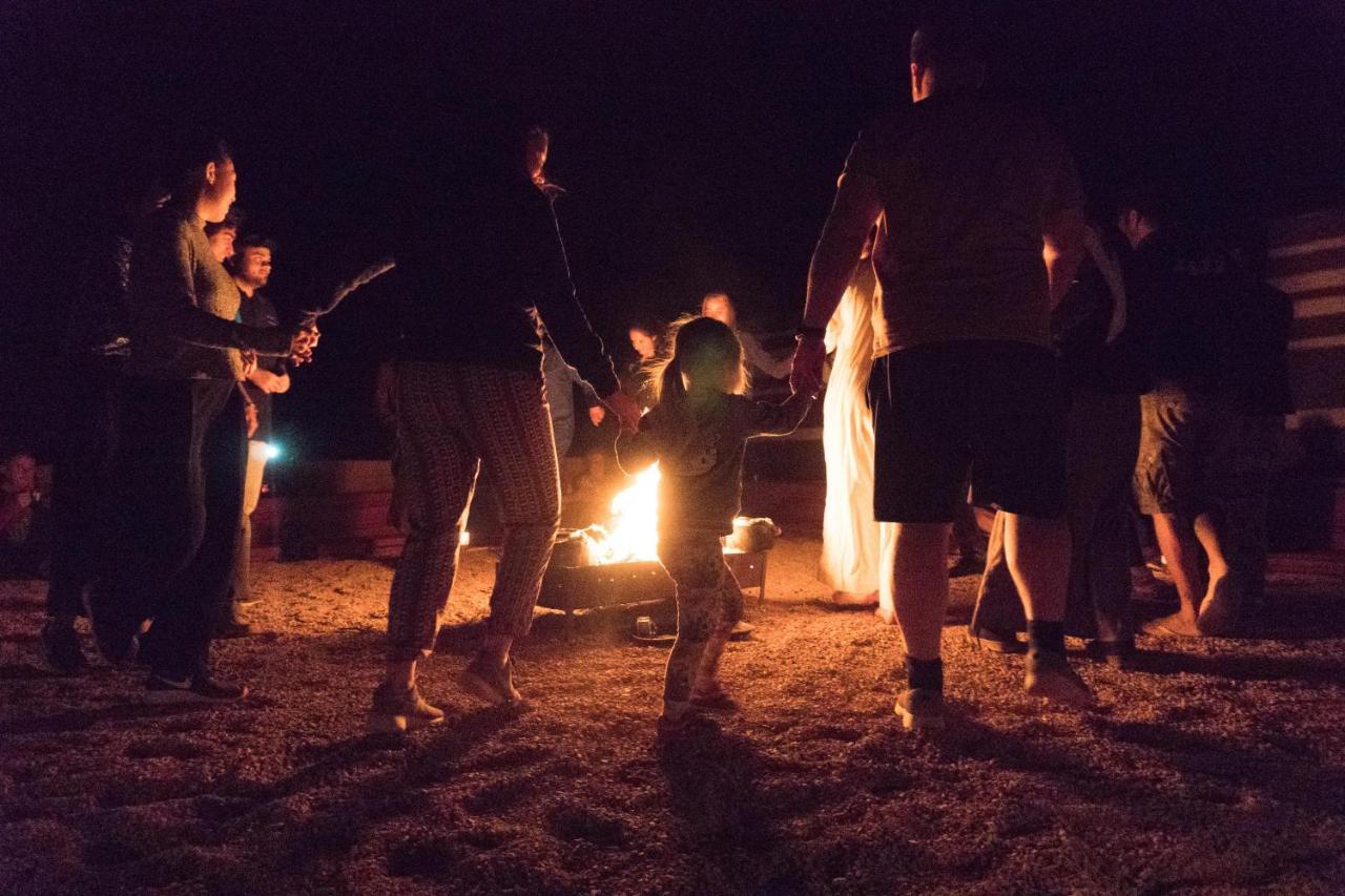 Wadi Rum Candles Camp Екстериор снимка