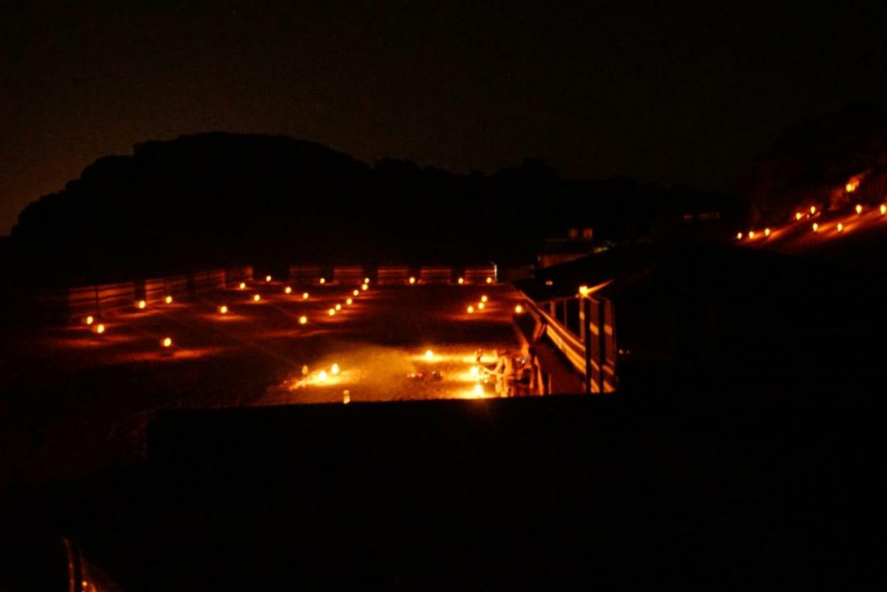 Wadi Rum Candles Camp Екстериор снимка