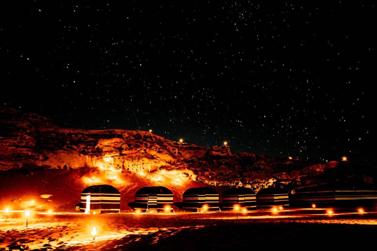 Wadi Rum Candles Camp Екстериор снимка